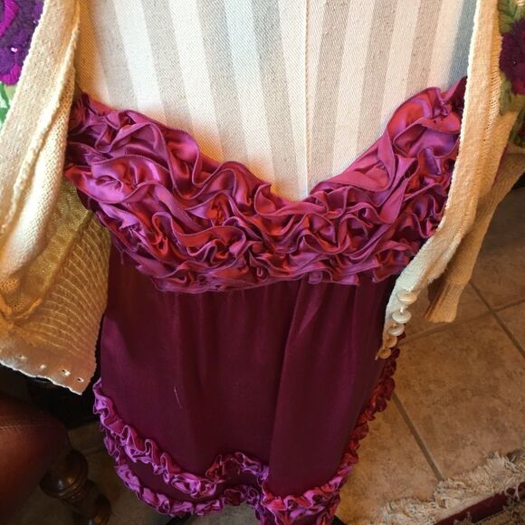 🎃 - SILK FUSCHIA Ruffle Dress & Cardi - Picture 3 of 8